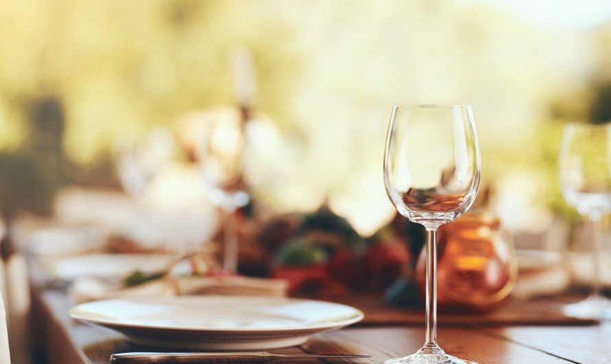 Dit is hoe je thuis een duurzaam en feestelijk diner organiseert